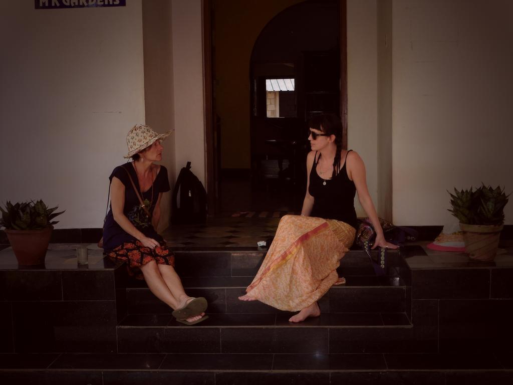 Mk Gardens Surf & Yoga House Hotel Varkala Habitación foto