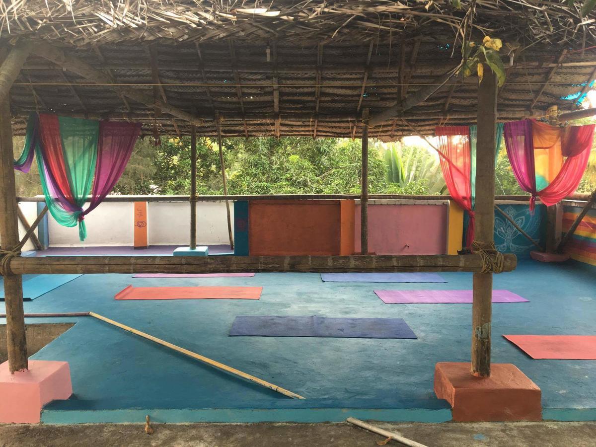 Mk Gardens Surf & Yoga House Hotel Varkala Exterior foto